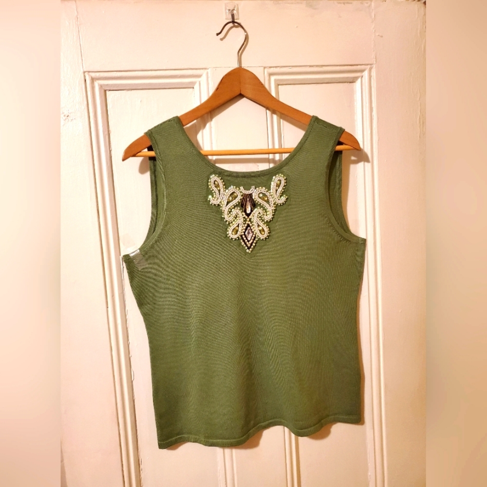 New York and company women summer knit top.